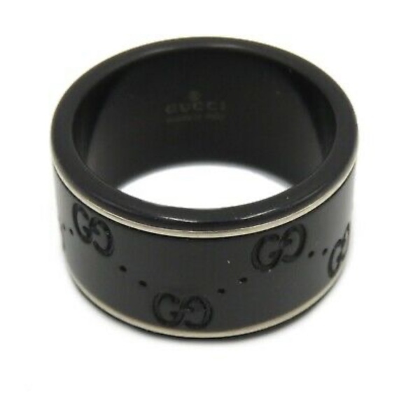 Gucci
18K White Gold ICON Synthetic Corundum Wide Band - Picture 1 of 7